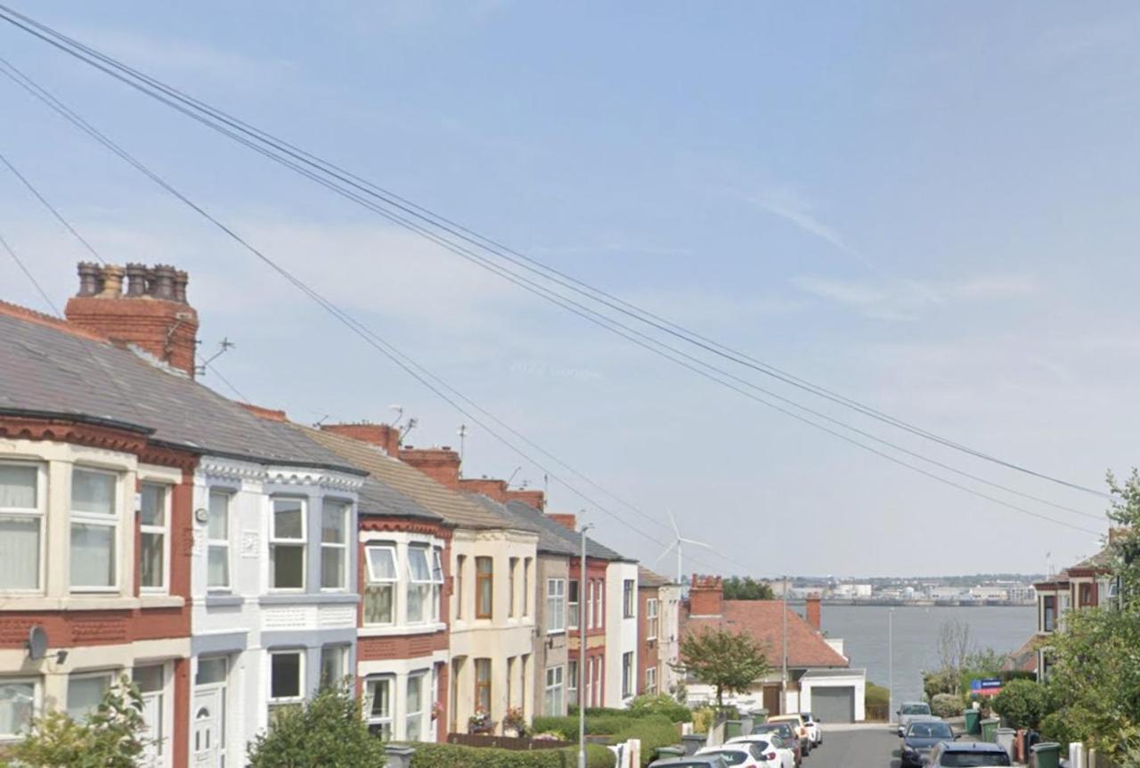 Elmo River Studios - 6 En-Suites In Wallasey - Easy Parking - Short And Long Stays Welcome 외부 사진